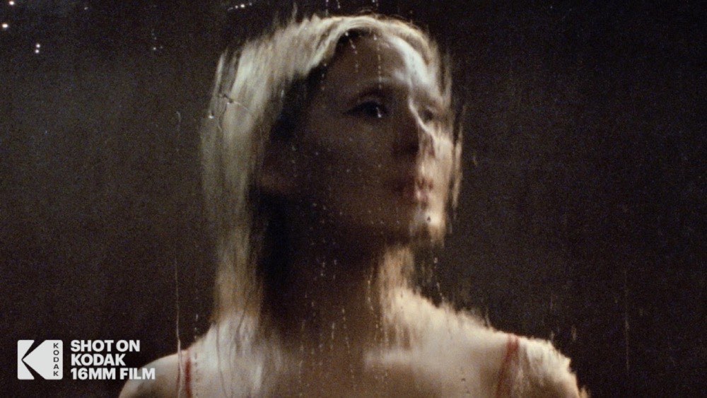 CATE LE BON - TYPICAL LOVE          